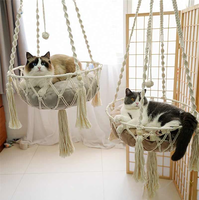 Hamaca Colgante para Gatos de Cuerda de Algodón – Tejido a Mano, Duradero y Estiloso, con Cojín Incluido